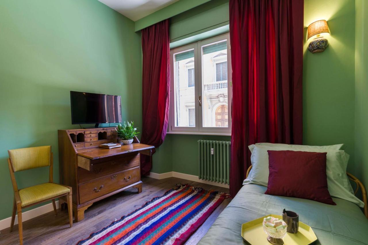 Frimi Boutique Rooms B&B Флоренция Экстерьер фото